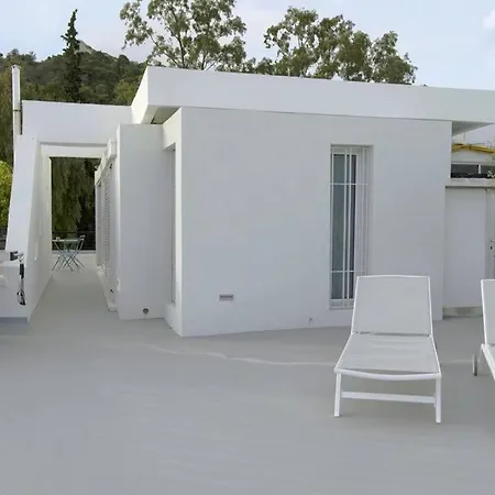 Apartment The World Is Beautiful - Cozy Rooftop In Kolonaki!