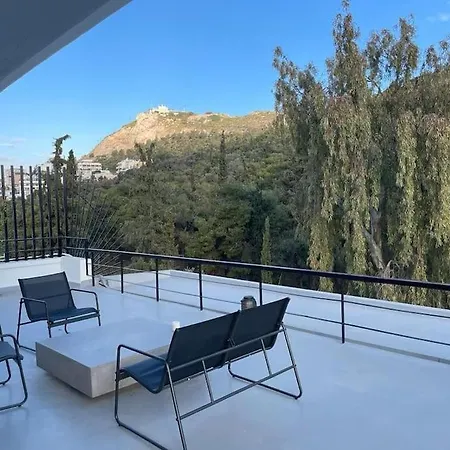 Apartment The World Is Beautiful - Cozy Rooftop In Kolonaki! *