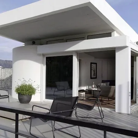 Apartment The World Is Beautiful - Cozy Rooftop In Kolonaki!